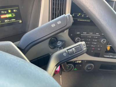 VOLVO (S) Truck FM 330 4x2 Meiller 