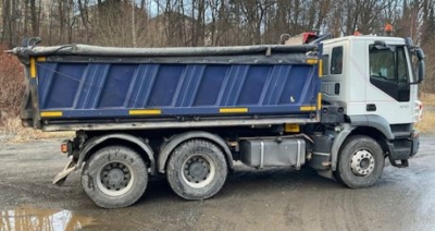 IVECO-MAGIRUS TRACKER 260T41 Blatt