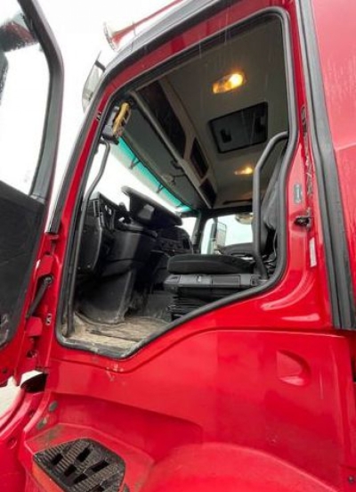 Mercedes-Benz Arocs 3242 8x2/4 BL Meiller 30 to 