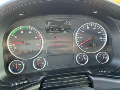 MAN TG-S 26.440 BL 6x2 Kroll ADR