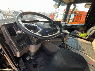 SCANIA (S) G 410 8x4 XT Bordmatik 