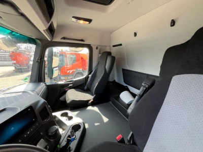 Mercedes-Benz Actros 2543 L 6x2 Thermo King T120R