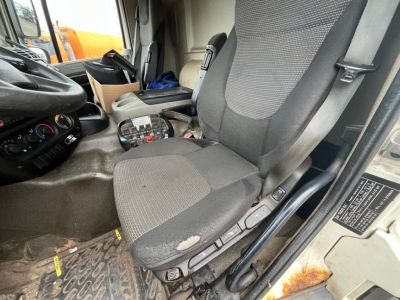 DAF TRUCKS (NL) CF 85/360 8x2/4 Rampe+PK 26.002 Funk