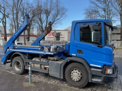 SCANIA (S) P 320 4x2 XT 123TKM Meiller