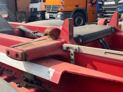 MAN TG-S 26.440 6x2-2 BL Schub/Knickarm