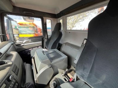 MAN TG-S 26.440 6x2-2 BL Schub/Knickarm