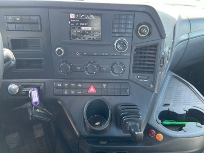 Mercedes-Benz Arocs 2643 L 6x4 Funk+Greiferst. 