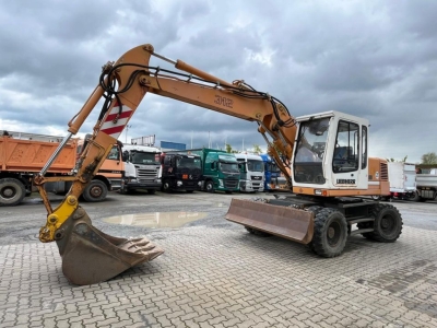 LIEBHERR A 312 Deutsch Top