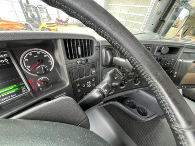 SCANIA (S) G 450 8x4 Bordmatik