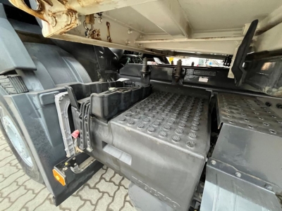 VOLVO (S) Truck FM 330 4x2 Meiller 