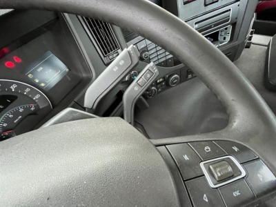 VOLVO (S) Truck FM 330 4x2 Meiller 