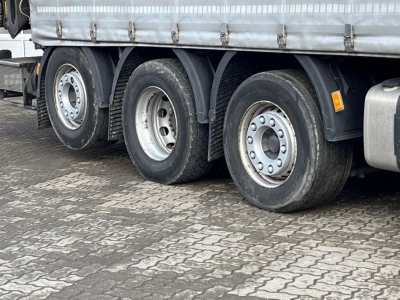 VOLVO (S) Truck FM 420 8x2/4 34m/t, Funk, Jib