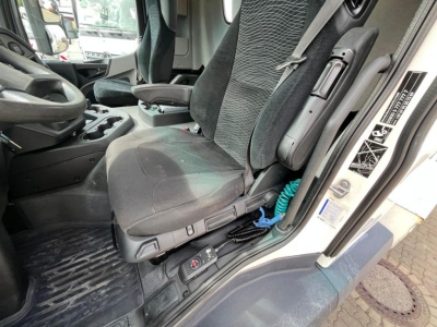 Mercedes-Benz Antos 1833 4x2 Meiller, Funk