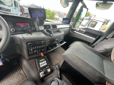 MAN TG-S 26.320 6x2-2 BL Zöller Magnum XXL