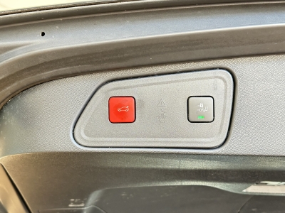 Peugeot 3008 225 GT*ACC*Ambiente*Alcantara*Navi*Carplay*