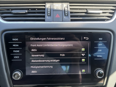 Skoda Octavia Soleil*1.5TSI*Navi*R.Cam*DAB*SHZ*PDC