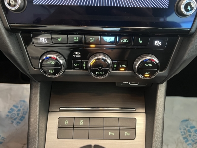 Skoda Octavia Soleil*1.5TSI*Navi*R.Cam*DAB*SHZ*PDC