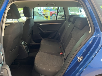 Skoda Octavia Soleil*1.5TSI*Navi*R.Cam*DAB*SHZ*PDC