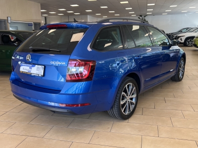 Skoda Octavia Soleil*1.5TSI*Navi*R.Cam*DAB*SHZ*PDC