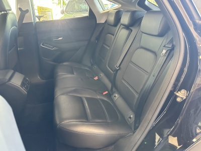 Jaguar E-Pace S*AWD*R.Cam*SHZ*LED*Ambiente*DAB*Leder