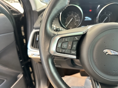 Jaguar E-Pace S*AWD*R.Cam*SHZ*LED*Ambiente*DAB*Leder