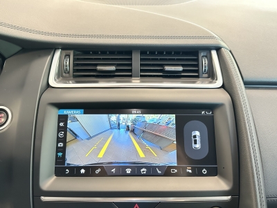 Jaguar E-Pace S*AWD*R.Cam*SHZ*LED*Ambiente*DAB*Leder