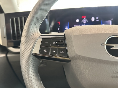 Opel Astra Elegance*AHK*Ambiente*LED*ACC*Navi*R.Cam 