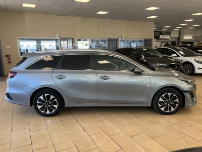 Kia cee'd Sportswagon Plug-in*ACC*Navi*SHZ*DAB*R.Cam*LED*CarPlay