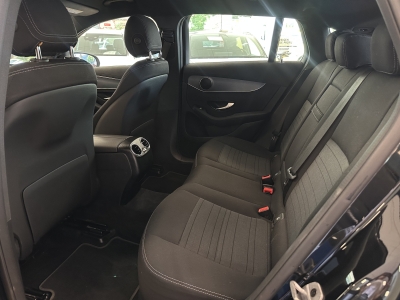 Mercedes-Benz EQC 400 MBUX*Matrix*AHK*R.Cam*SHZ*Distronic+Navi