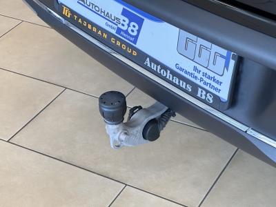 Mercedes-Benz EQC 400 MBUX*Matrix*AHK*R.Cam*SHZ*Distronic+Navi