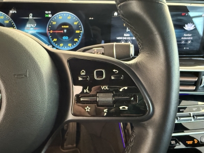 Mercedes-Benz EQC ACC*AHK*Ambiente*LED*Navi*Garantie*R.Cam*MBOX