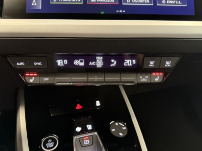 Audi Q4 e-tron 35 R.Cam*CarPlay*Virtual Cockpit*19"LM