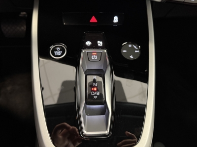 Audi Q4 e-tron 35 R.Cam*CarPlay*Virtual Cockpit*19"LM