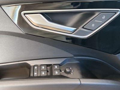 Audi Q4 e-tron Head-Up*r.Cam*Navi*Dig Cockpit*CarPlay*WMP