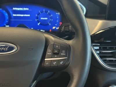 Ford Kuga Titanium X*Pano*dig.Cockpit*AHK*Navi*R.cam