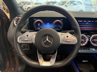 Mercedes-Benz EQA 300 4M*Pano*ACC*360cam*Ambiente*Memory*MBUX