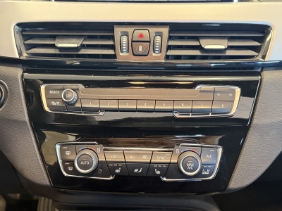 BMW X1 xDrive*25e*Advantage*Pano*DAB*Navi*SHZ*LED*