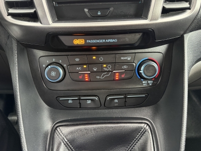 Ford Transit Connect Kasten*Trend*Regalsystem*SHZ*