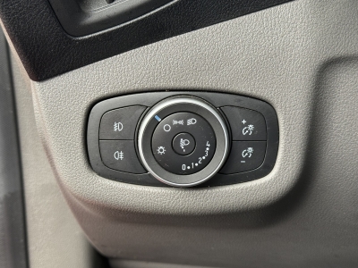 Ford Transit Connect Kasten*Trend*Regalsystem*SHZ*