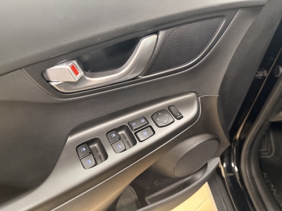 Hyundai KONA Select*ACC*WMP*ST-Heiz*CarPlay*R.cam*SHZ*