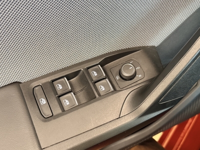 Seat Leon Style*dig.Cockpit*Navi*SHZ*LED*Spurhalteass