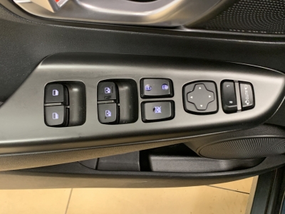 Hyundai KONA Trend*dig.Cockpit*ACC*LED*R.Cam*SOH:100%