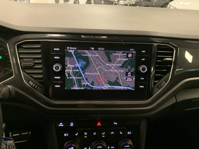 VW T-Roc Sport*ACC*Navi*Teilleder*SHZ*CarPlay*Tempo