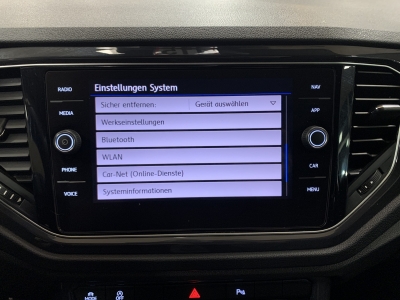 VW T-Roc Sport*ACC*Navi*Teilleder*SHZ*CarPlay*Tempo