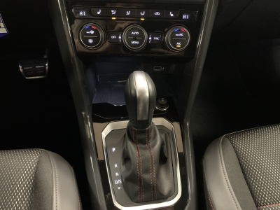 VW T-Roc Sport*ACC*Navi*Teilleder*SHZ*CarPlay*Tempo