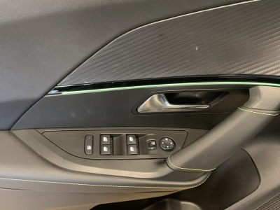 Peugeot 2008 e- GT*ACC*R.Cam*Teilleder*Ambiente*SHZ*WMP