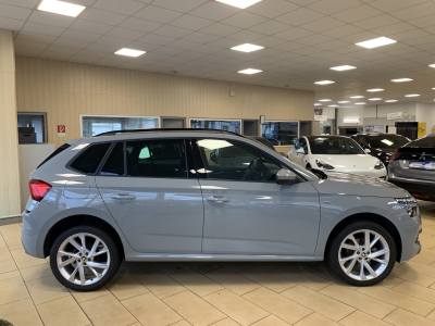 Skoda Kamiq Ambition*R.Cam*Pano*SHZ*CarPlay*LED*Tempo