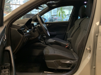 Skoda Kamiq Ambition*R.Cam*Pano*SHZ*CarPlay*LED*Tempo