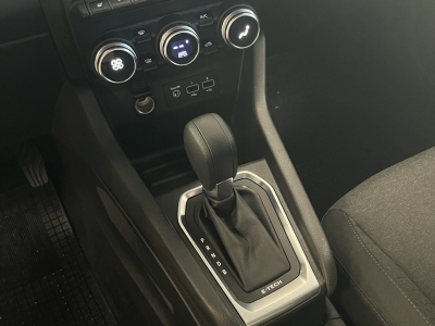 Renault Clio Zen*Hybrid*Nav*LED*SHZ*dig.Cockpit*DAB*1.Hand