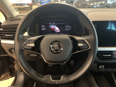 Skoda Kamiq Ambition*R.cam*SHZ*dig.Cockpit*Navi*1.Hand
